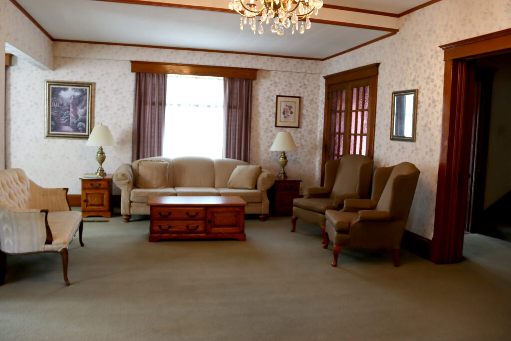 Room 1b